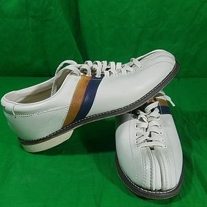 Mens VTG Striker Bowling Shoes SZ 10 READ